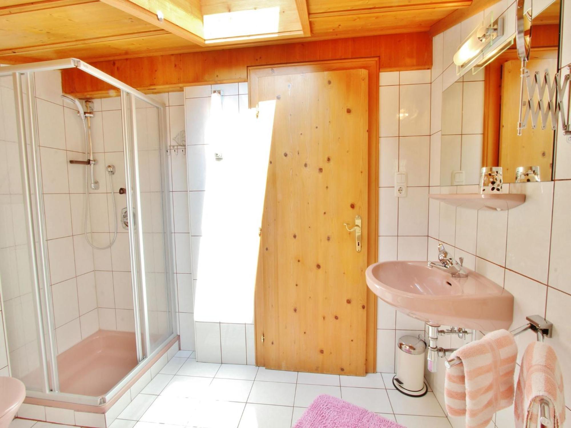 Apartment In Bramberg Am Wildkogel With Balcony エクステリア 写真